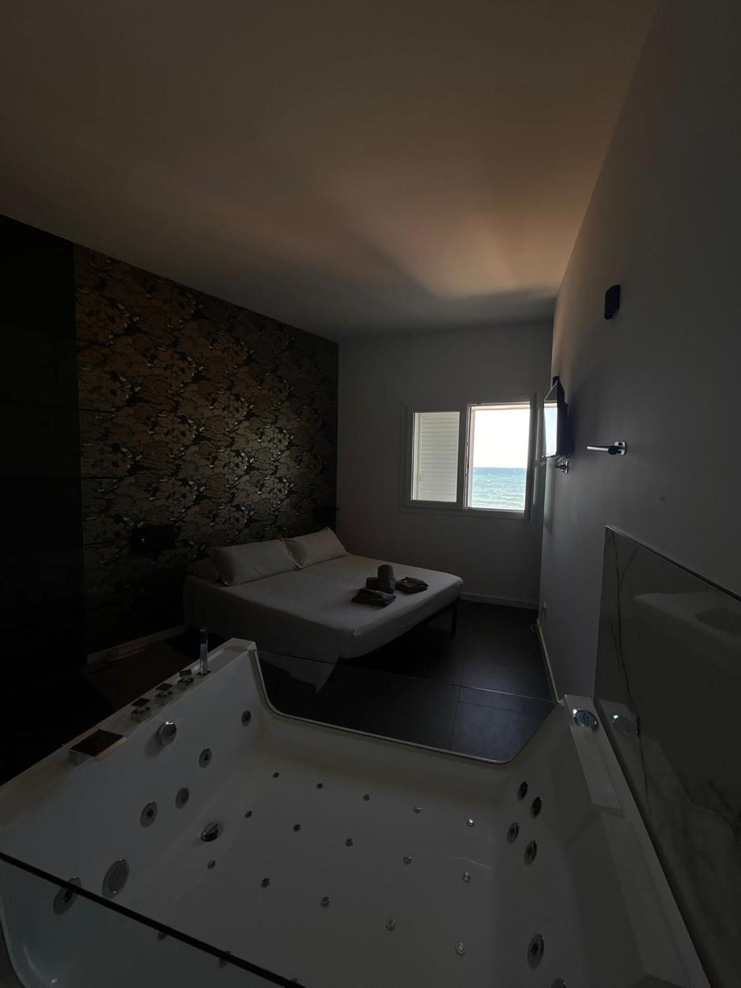 Bari Sea Paradise View (Adults Only) エクステリア 写真